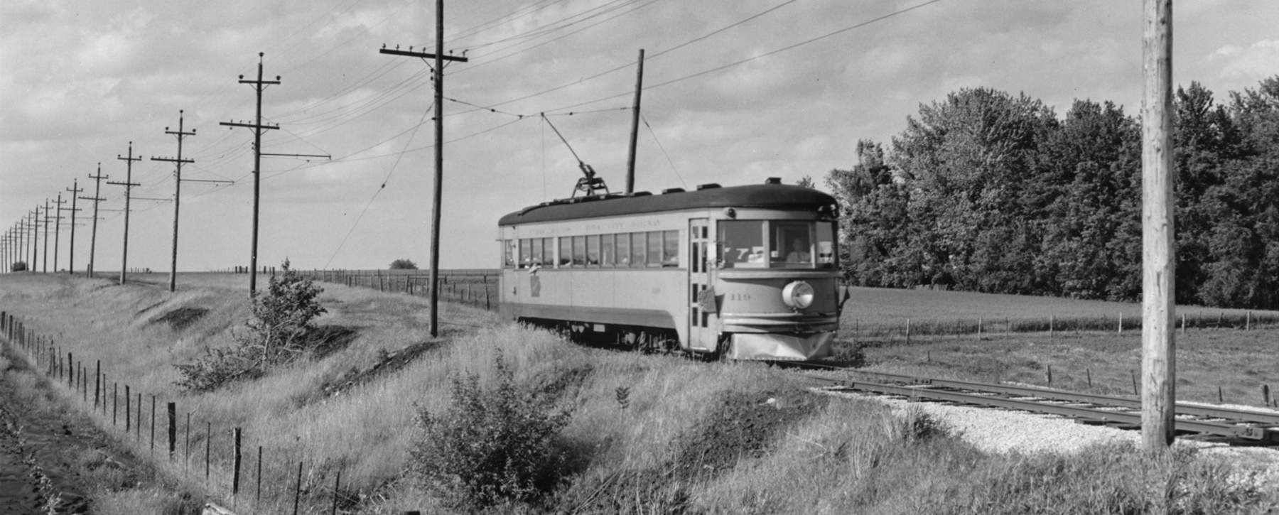 Photo of early CRANDIC passenger train