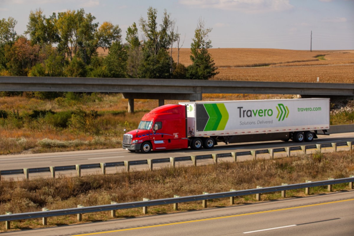 Travero Logistics freight brokerage semi trailer
