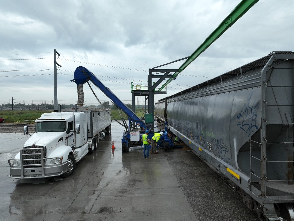 Transloading from rail to semi